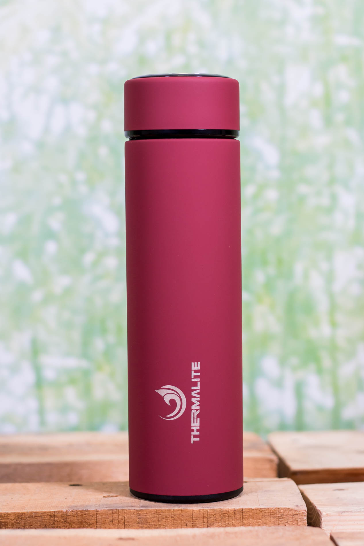 Thermalite Isolierflasche 500 ml in einem edlen Bordeauxrot